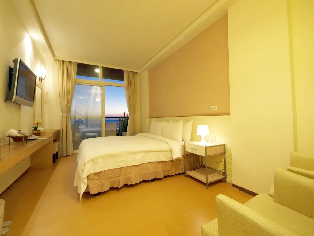 LoveSea 126 Beach Inn