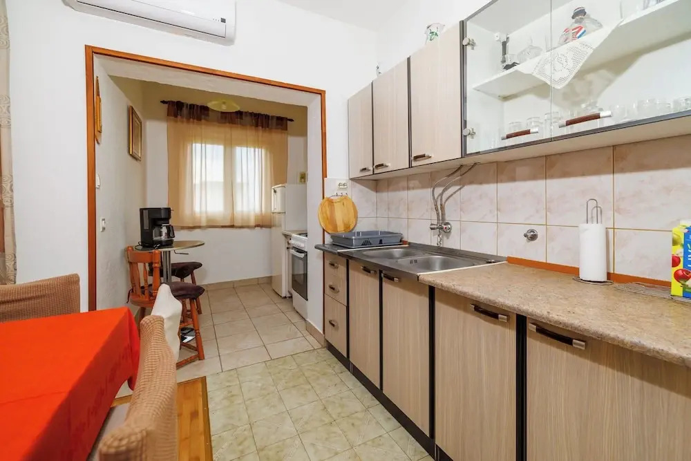 Apartments Zvonimir