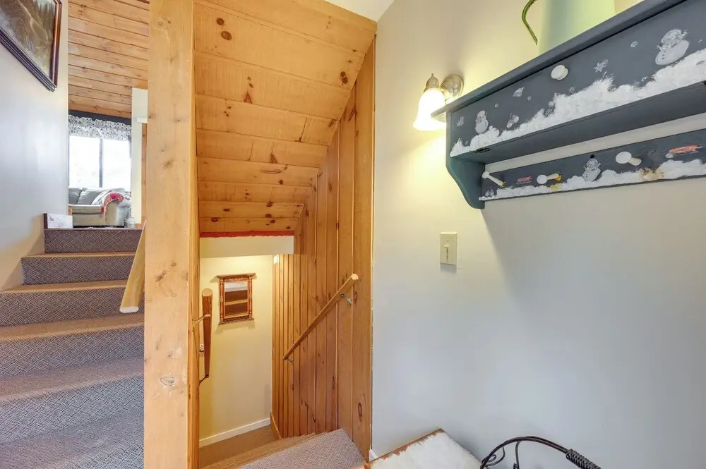 Loon Mountain Townhome w/ Pool + Slope Views!