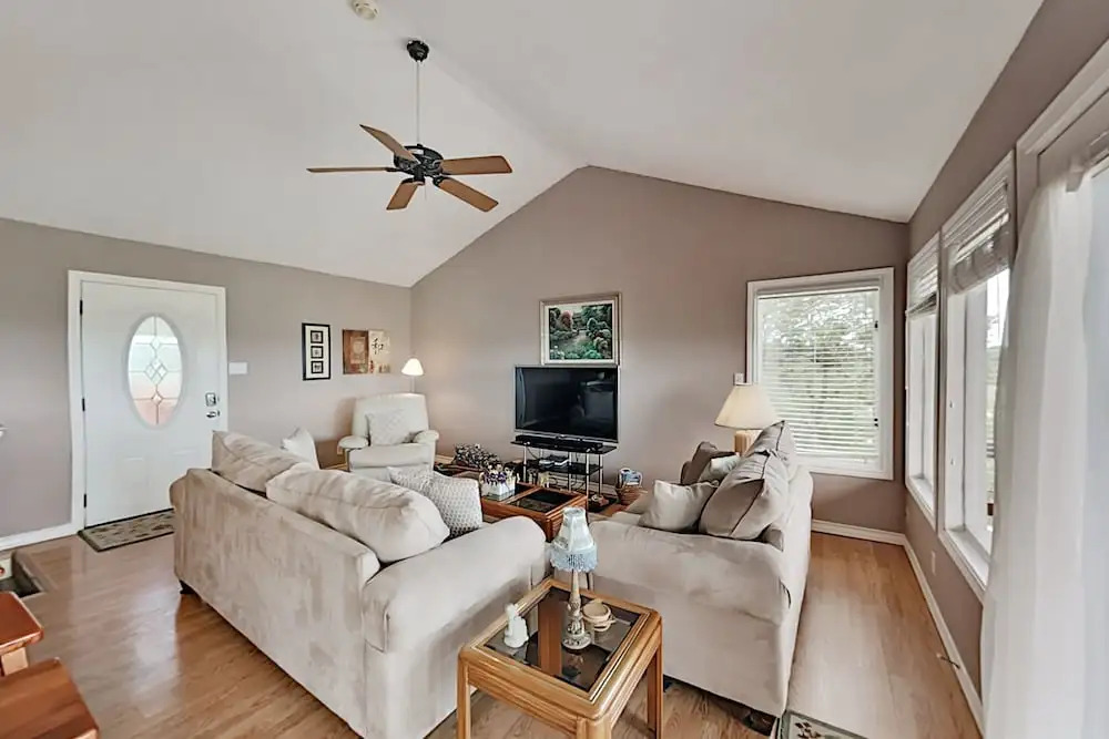 1151oakc 3 Bedroom Home