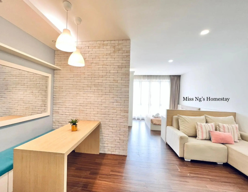 SILKSKY- Chic Studio for 2, Free Parking, Near Balakong, C180, The Mines, Serdang, Kajang