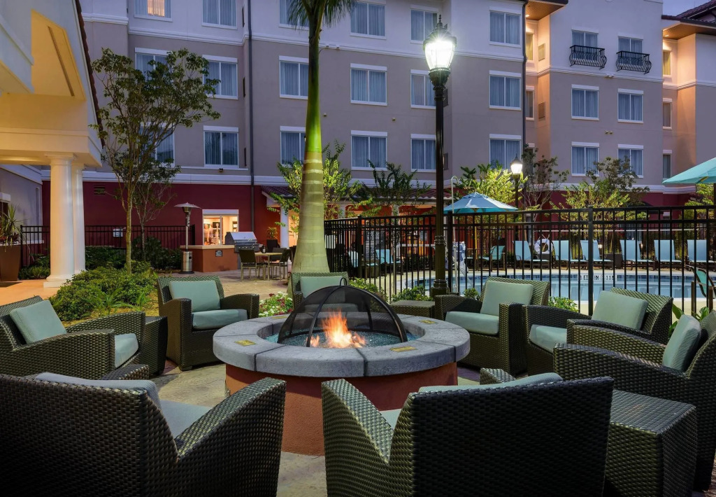 Residence Inn by Marriott Fort Myers at I-75 and Gulf Coast Town Center