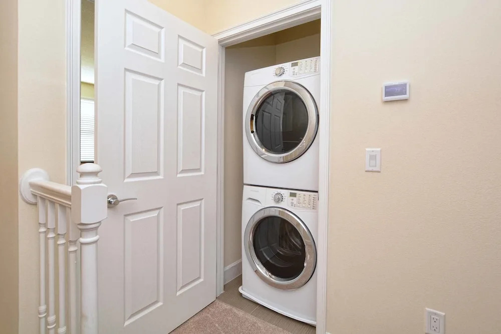 Serenity - 3 Bed Townhouse w/splashpool-5108SY