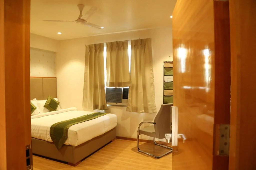 Hotel Reva Regency
