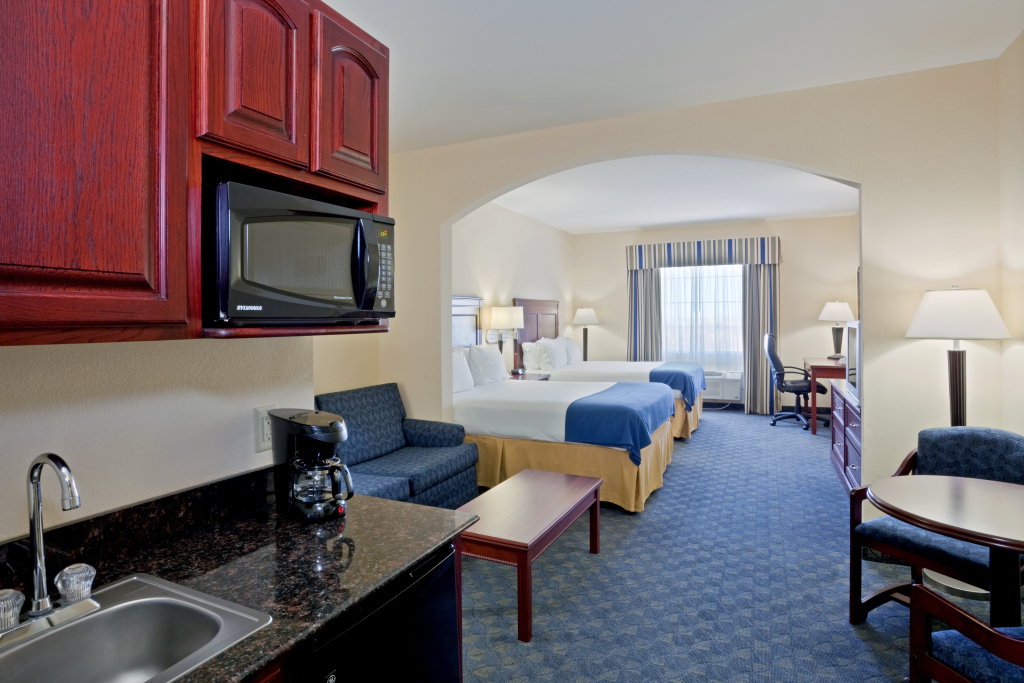 Holiday Inn Express Hotel & Suites Pampa by IHG