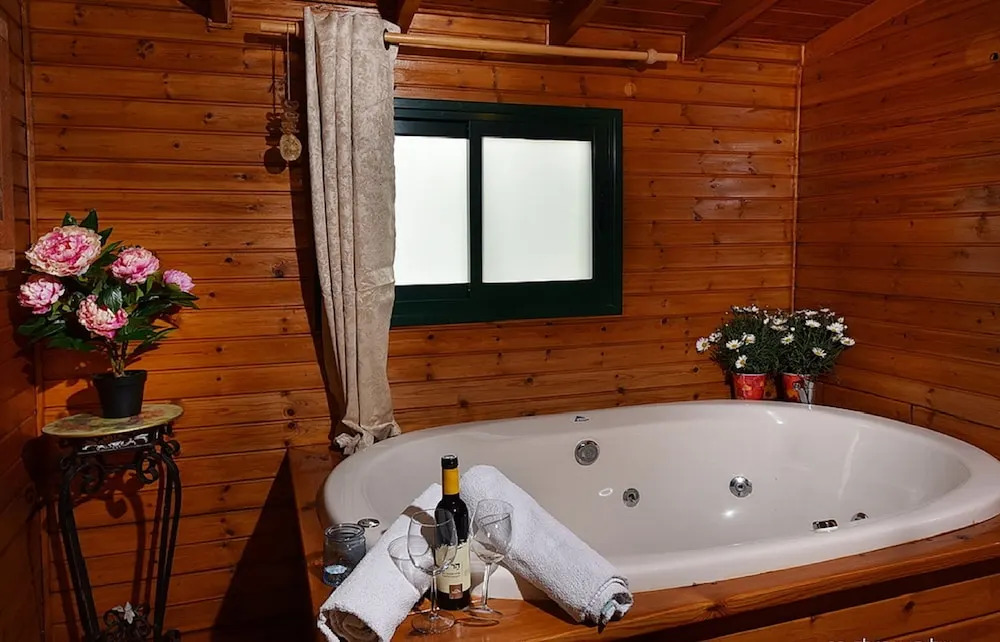 Tuscana cabins