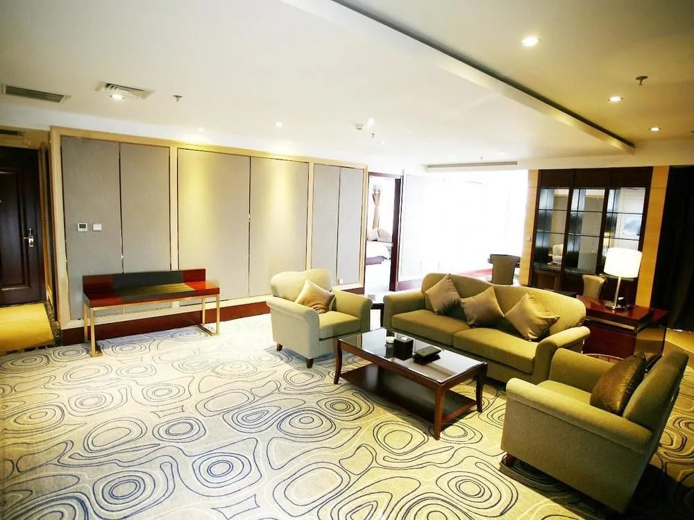 Rongfeng International Hotel