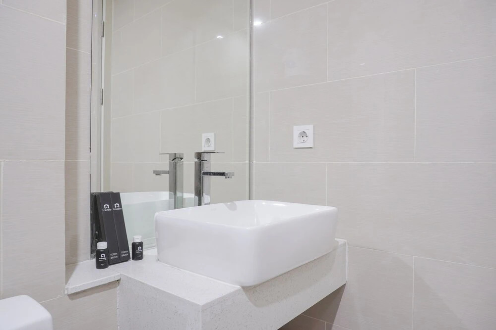 Simply Look Studio Room At Daan Mogot City Apartment