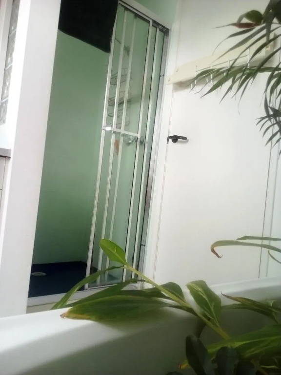 Charles Rooms Guesthouse