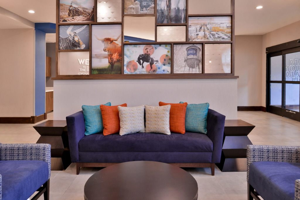 Hampton Inn & Suites Legacy Park-Frisco