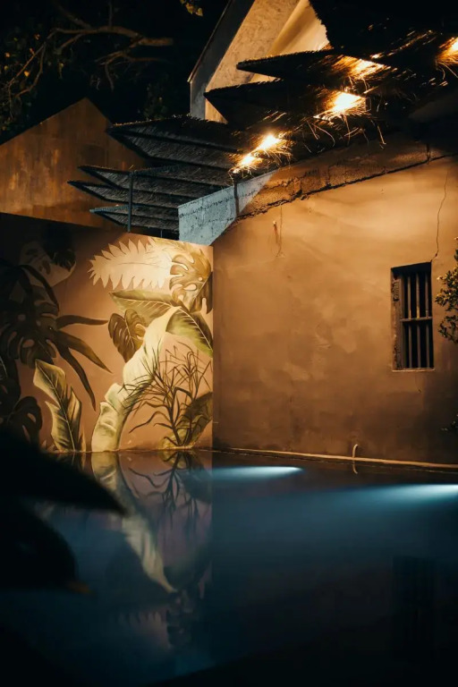 Novella Concept Hotel & Cafe