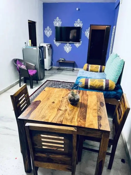 Mango Tree Suites ✪Centrally Located ✪3 BedRooms ✪Parking ✪5 Star Rating