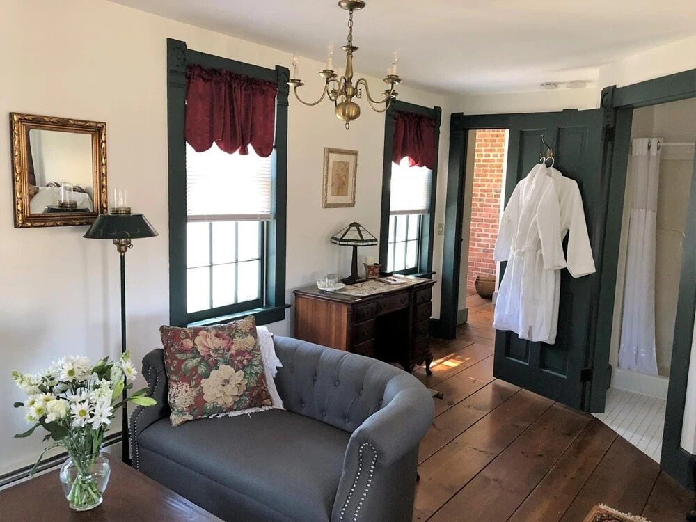 Riverwind Inn Bed and Breakfast