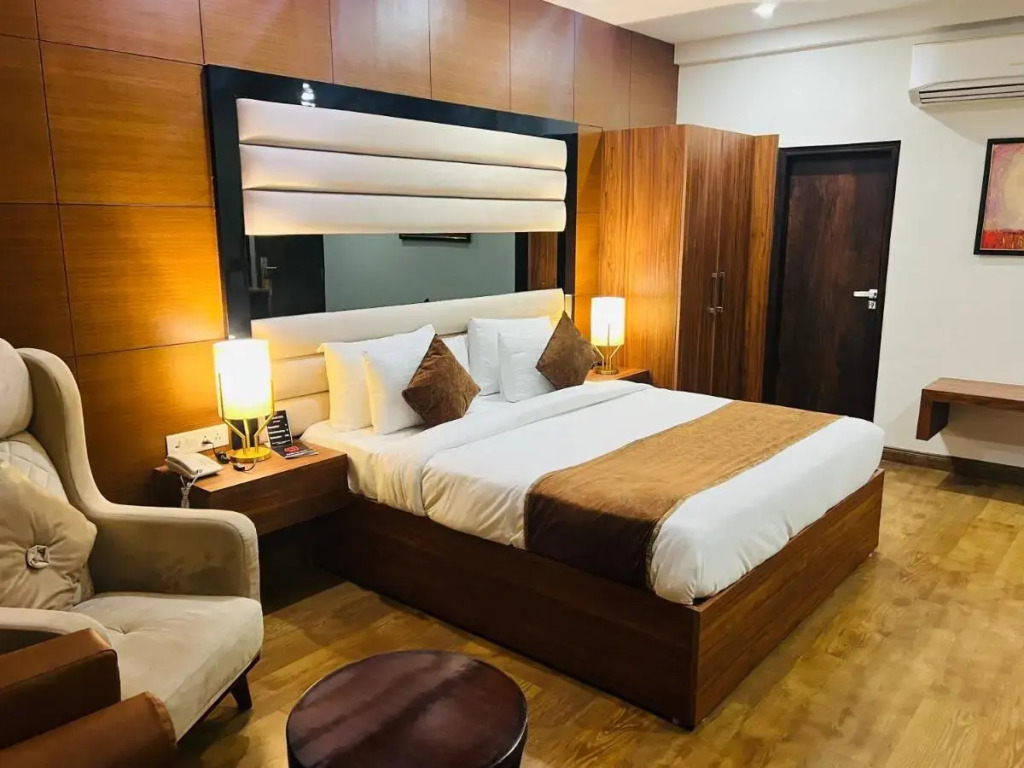 Paras inn