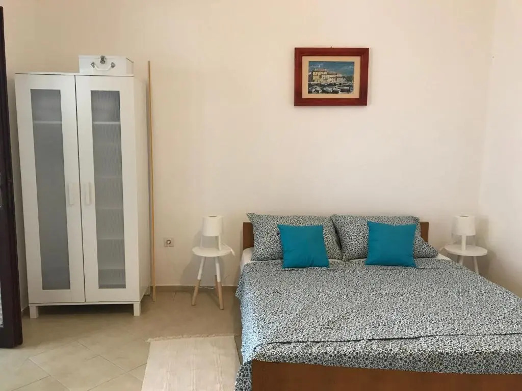 Studio apartment Milla