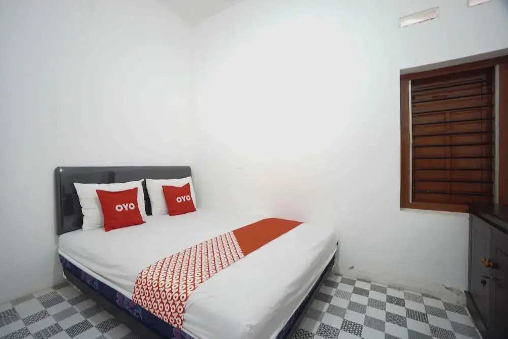 OYO 93971 Villa Kamandalu
