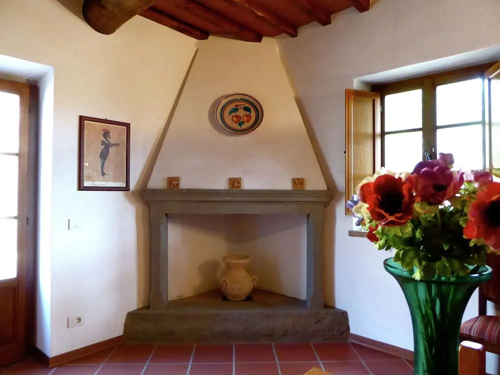 Lovely Holiday Home in Panzano With Swimming Pool