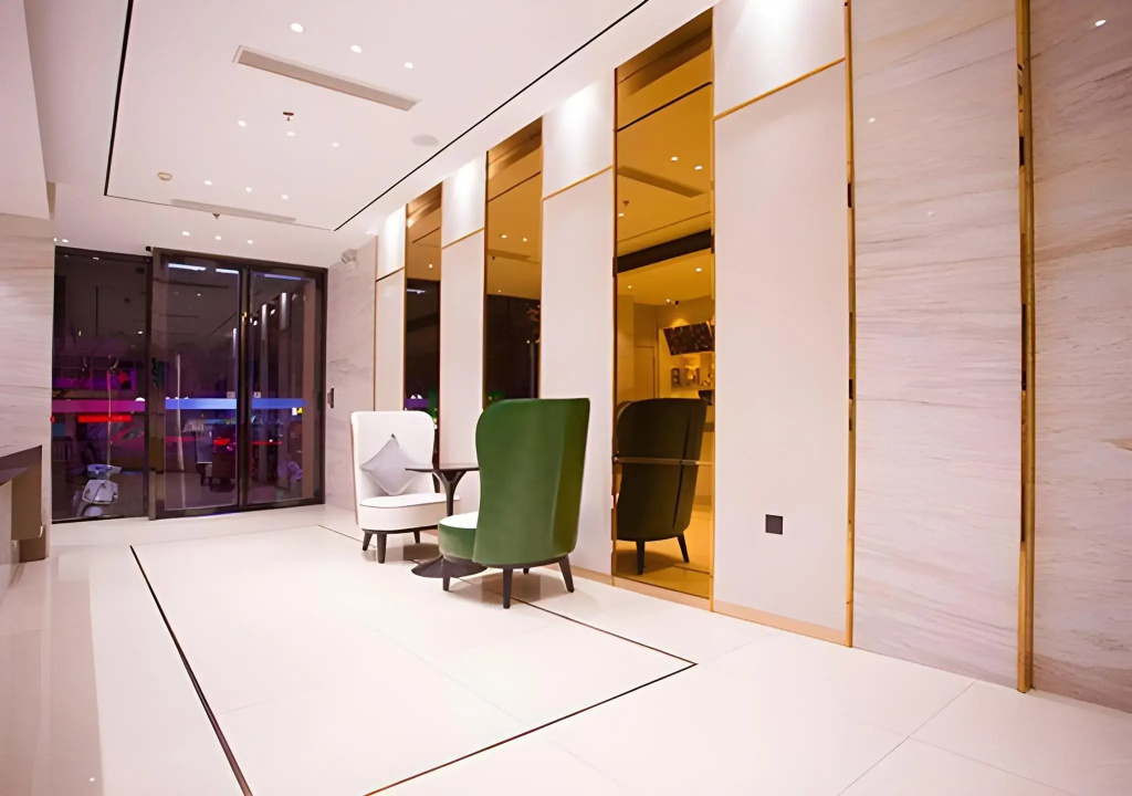 City Comfort Inn Dongfang Donghai Road Sports Square