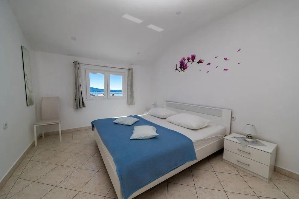 Apartmani Baretic