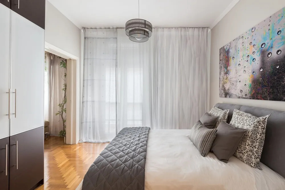 Acropolis Stylish Suite