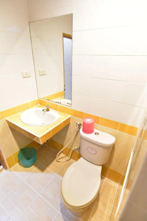 Sansabai House Hotel