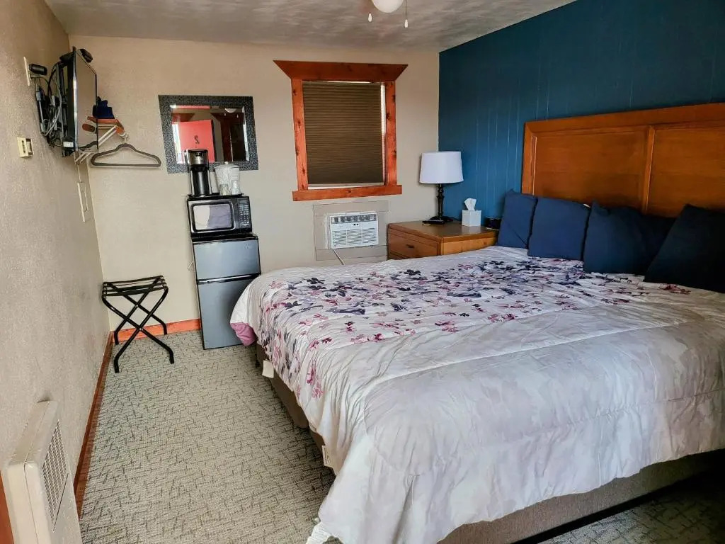 KJs Inn and Suites By OYO Gettysburg US Hwy 212