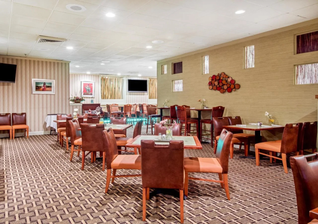 Holiday Inn Roanoke-Tanglewood-Rt 419&I581 by IHG