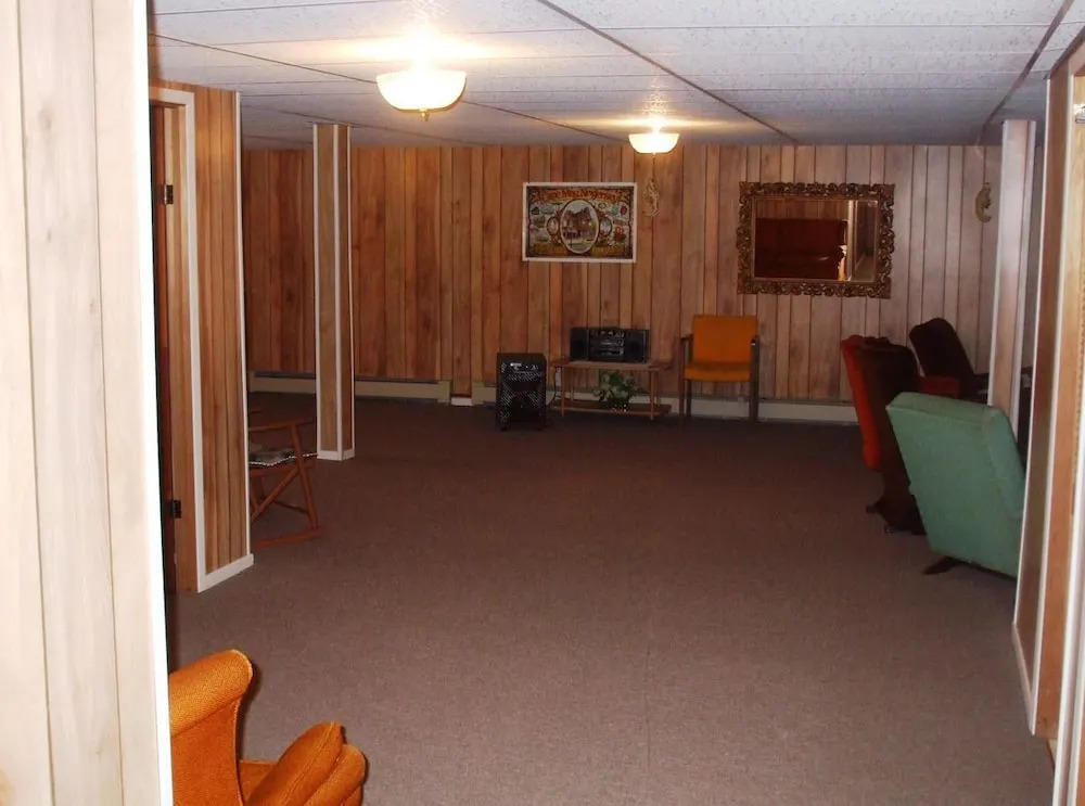 Niagara Falls Cottage Rental - Craig House