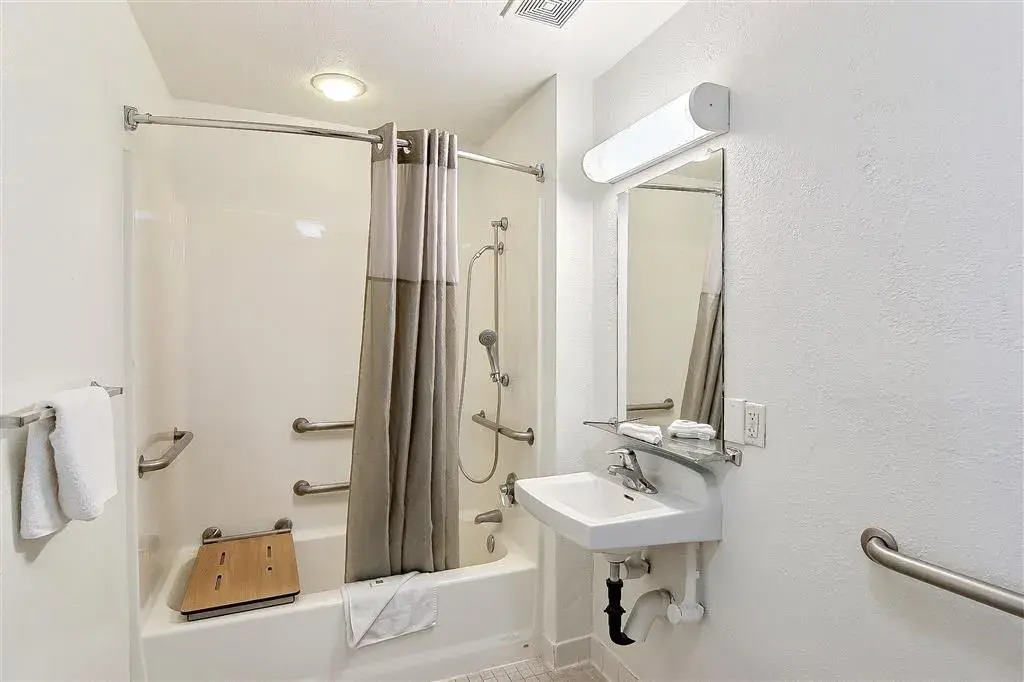 Motel 6-Ventura, CA - South
