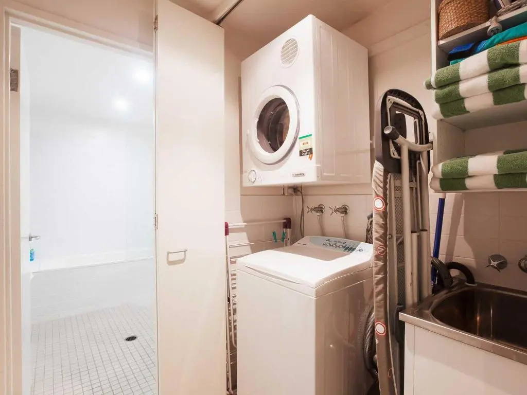 Beach House 7, Air Conditioned, Wi-Fi, Foxtel, Linen, Communal Pool and Spa
