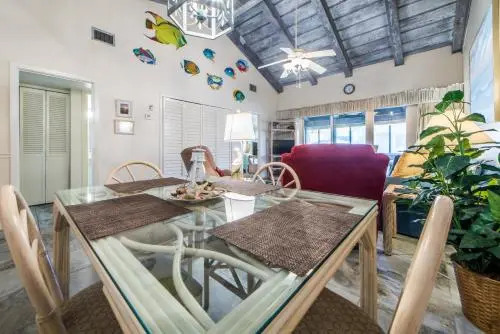 Chateau La Mer 9C Destin