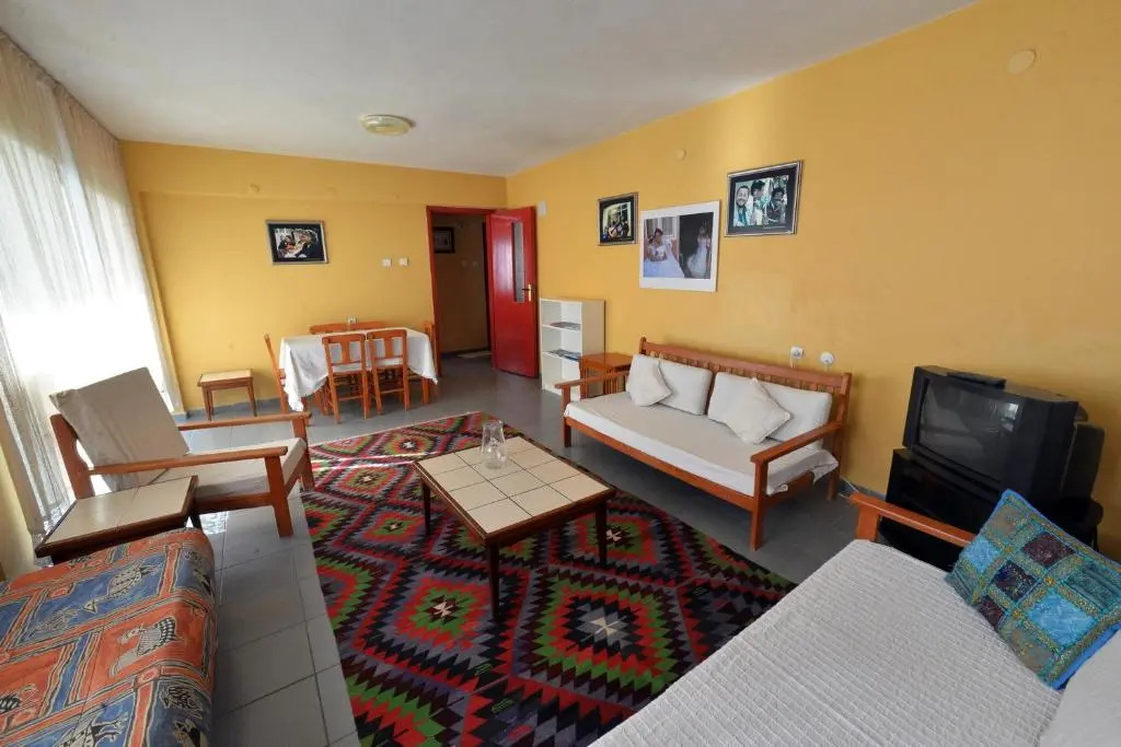 Mimas Garden Apartments