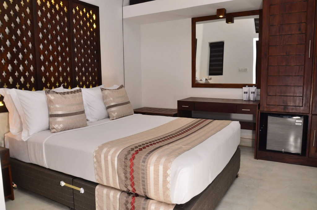 56 by Deco - Galle Fort