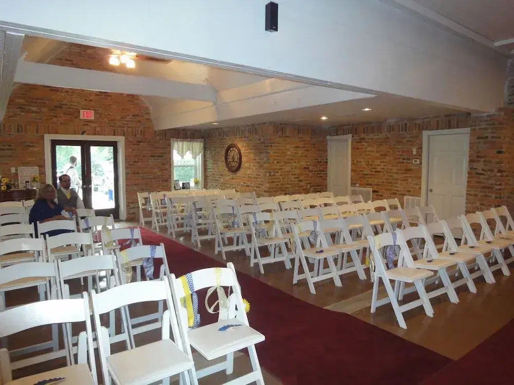 Lake Allatoona Inn