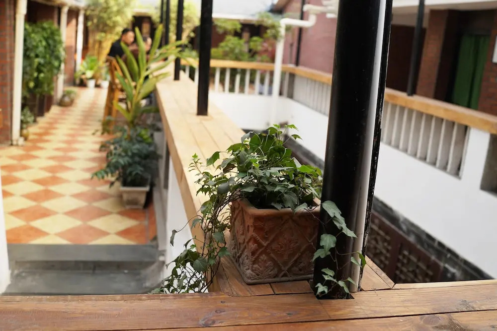 POSHPACKER - Chengdu Mix Hostel - Cicada Zen Yard