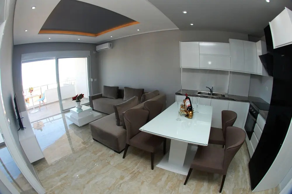 Oceanic Luxury Apartments