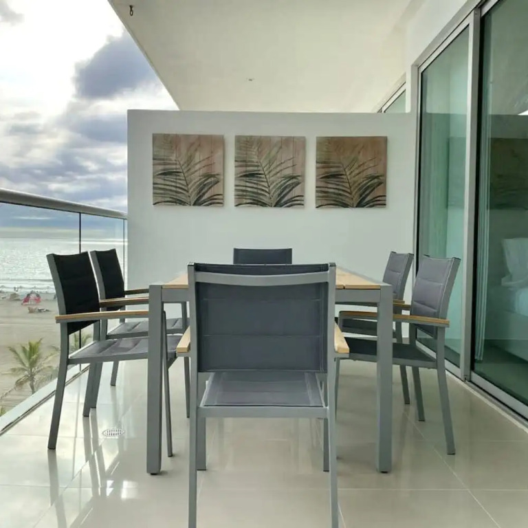 w Stunning 2BR w Pool n AC in Sunny Cartagena