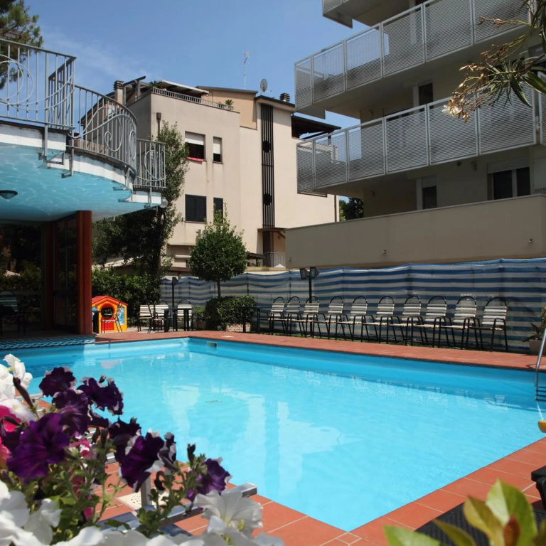 Hotel Universo