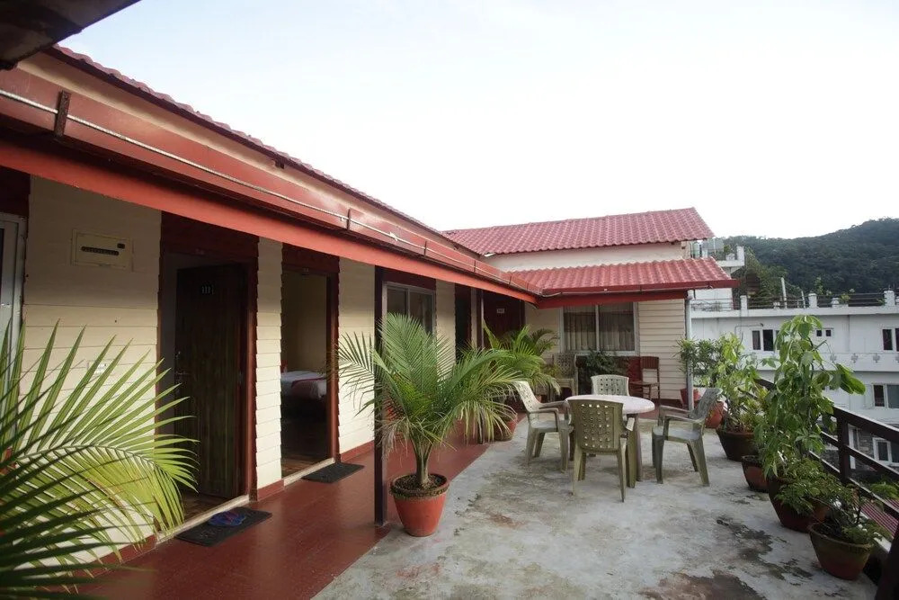 Oyo 606 Hotel Swiss Home