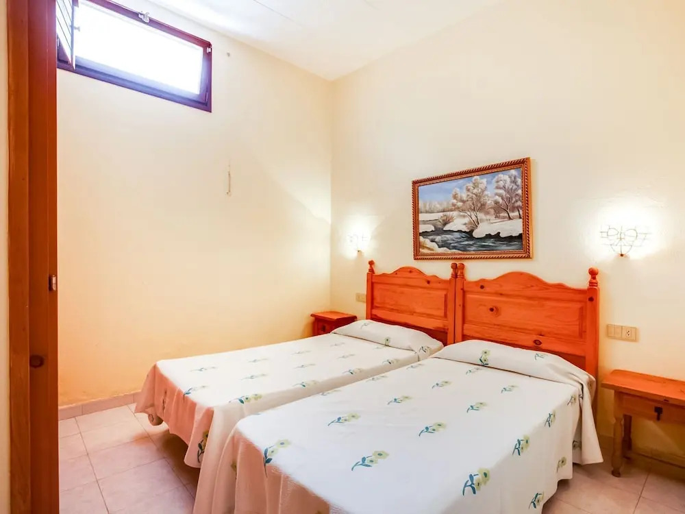 Chic Holiday Home in Playa de Pals With Terrace