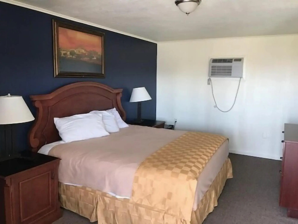 Sunset Inn