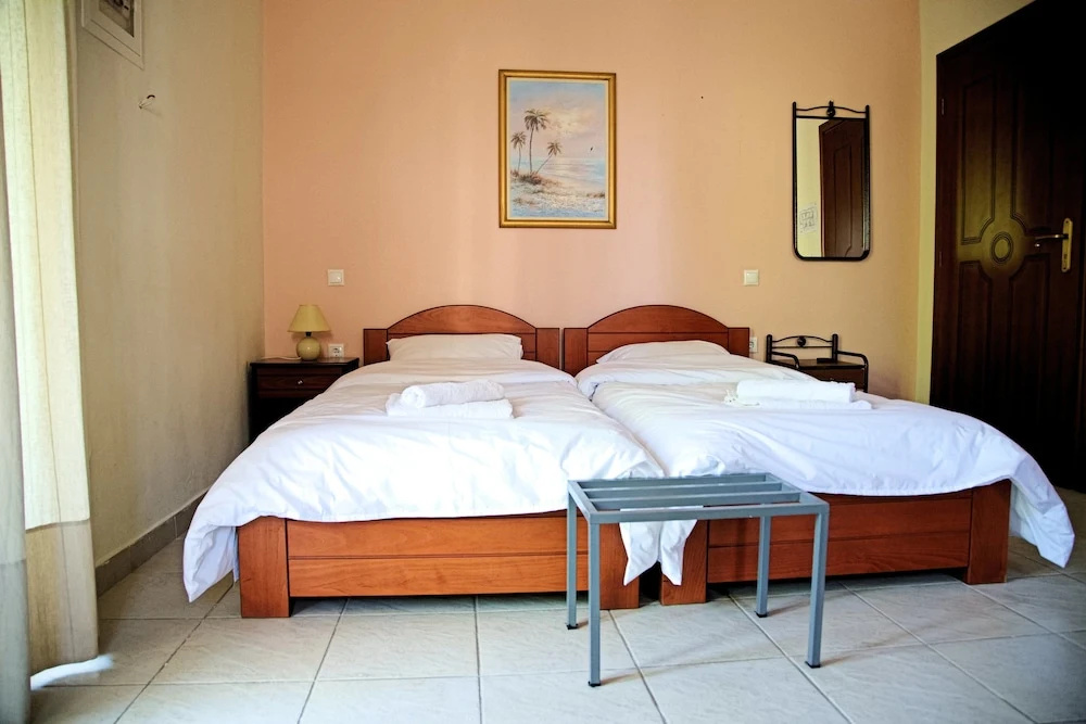 Tsertos Apartments