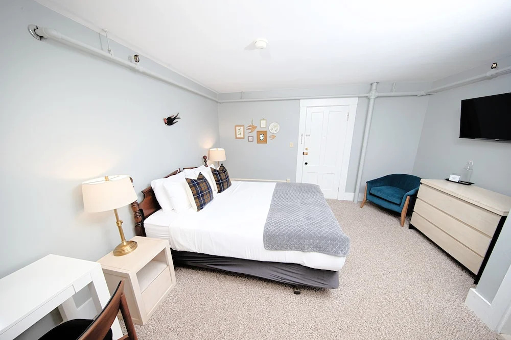 The New London Inn