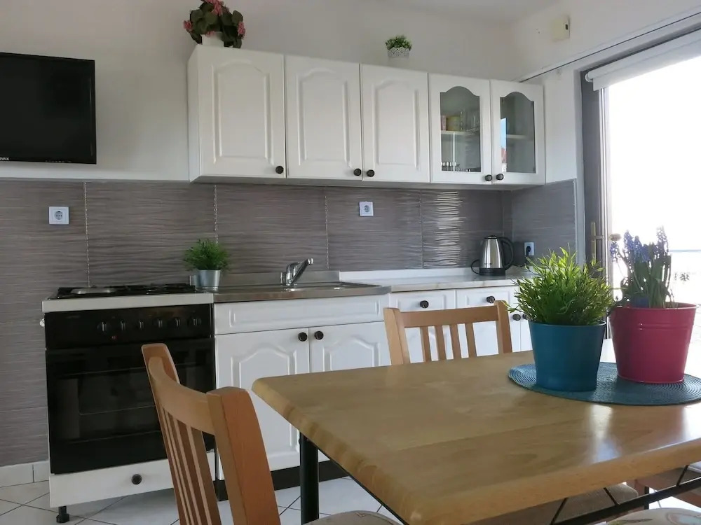 Spacious Holiday Home in Dalmatia With Beach Nearby