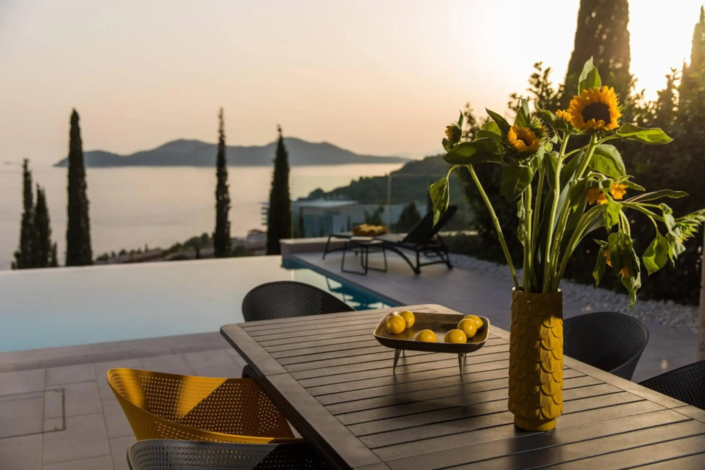 Luxury Villa Helios
