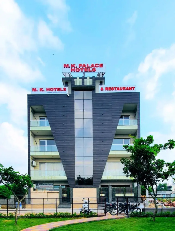 MK Hotel and Restaurant