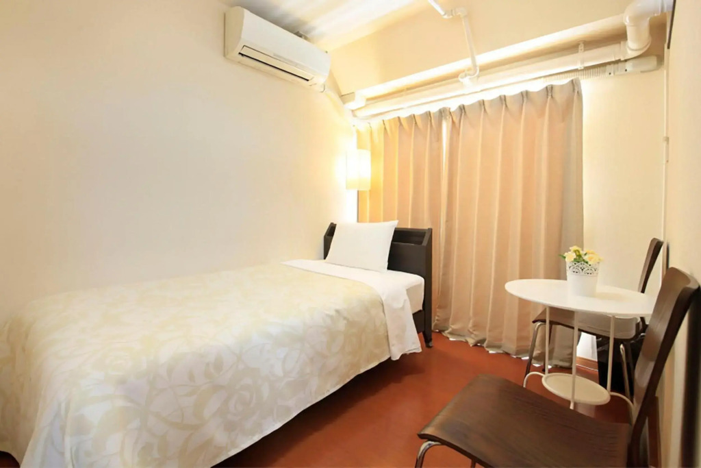 Shinjuku Urban Hotel