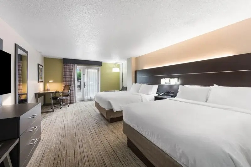Comfort Inn & Suites Downtown