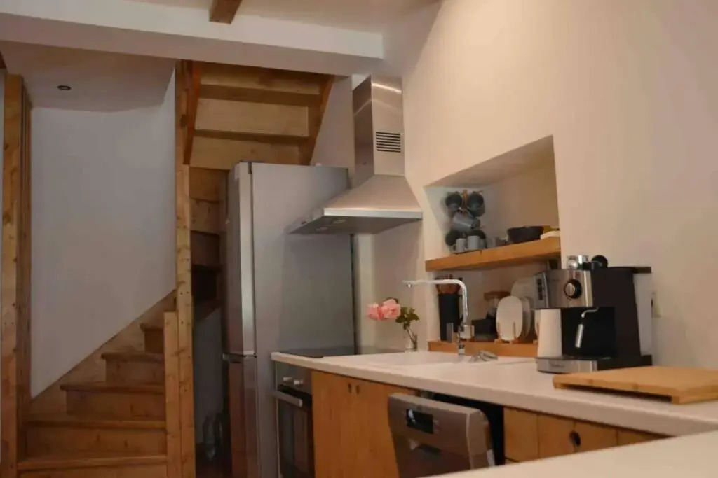 pikralida house
