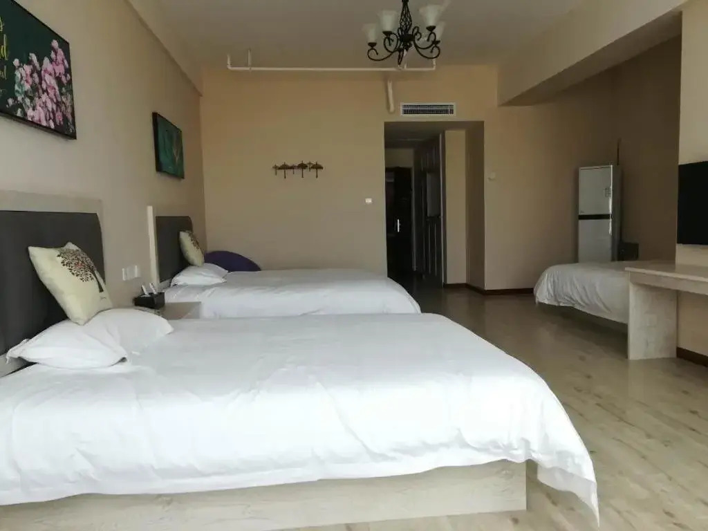 Xinlong Holiday Inn University of Petroleum